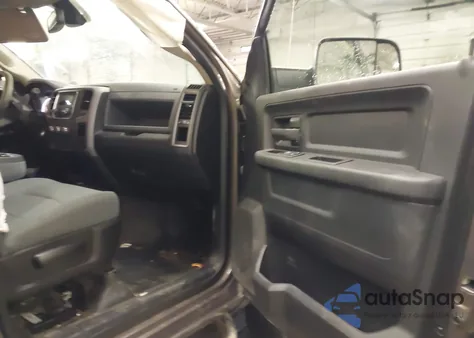 2018 Ram 2500 Tradesman 4X4 6'4 Box from USA, damaged, VIN 3C6UR5CL1JG390928